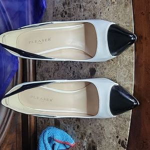 Pleaser Shoes, Sexy 22-WP. Size 11